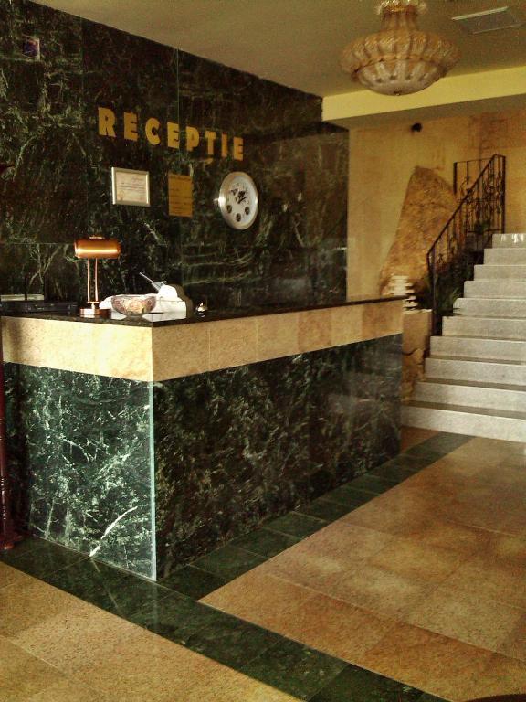 Bellavista Brasov Hotell Săcele Exteriör bild
