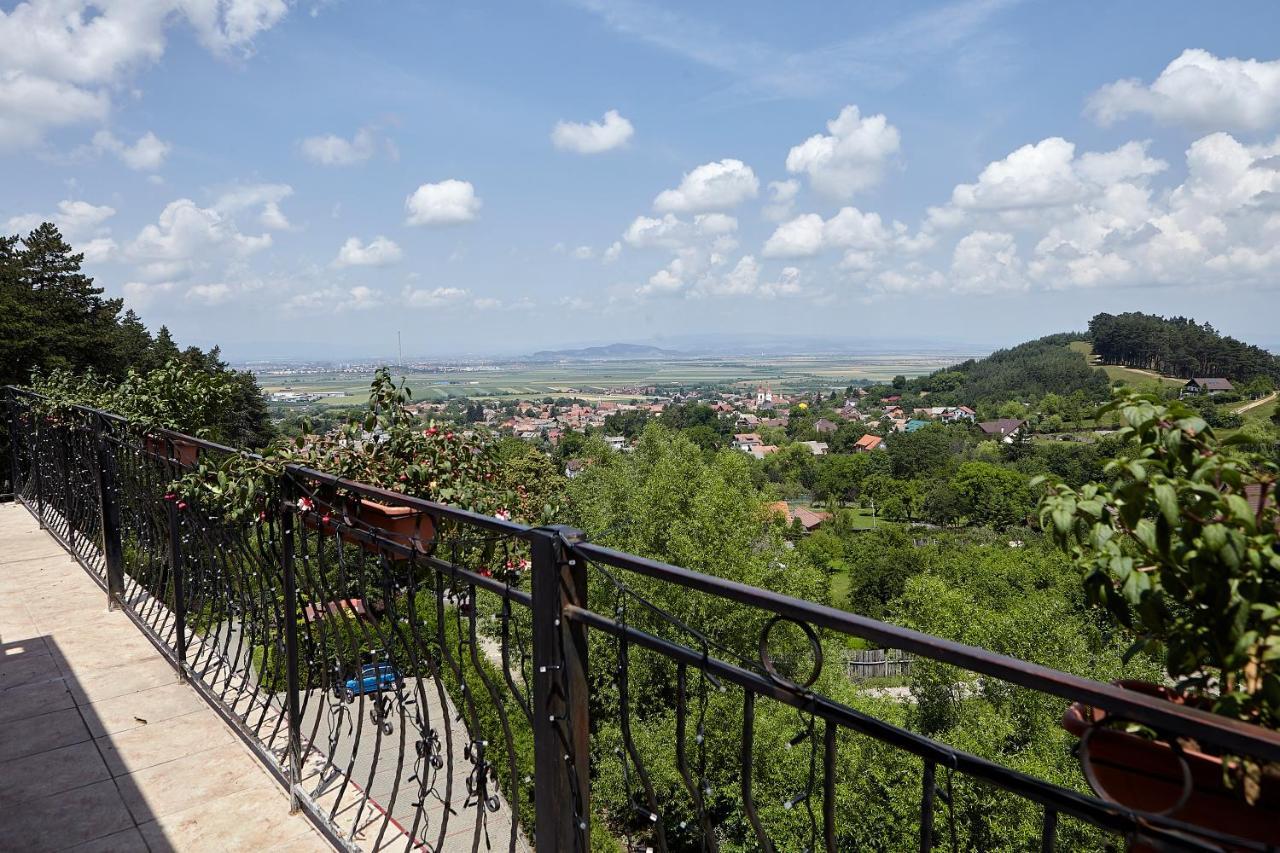 Bellavista Brasov Hotell Săcele Exteriör bild
