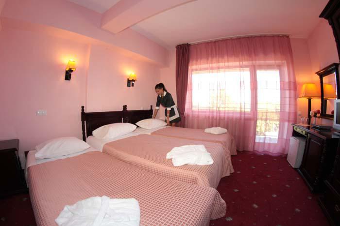 Bellavista Brasov Hotell Săcele Exteriör bild